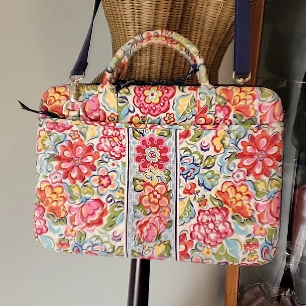 Vera Bradley Laptop Portfolio Hard Shell Hope Garden